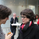 Kulturamtsleiterin Marianne Schirge im Gespräch mit Marieddy Rossetto.