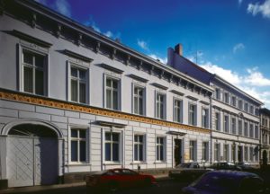 Heinrich-Heine-Institut auf der Düsseldorfer Bilker Straße, der Straße der "Romantik und Revolution"