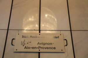 1978 - Bundesbahn-Schild für den Sonderzug nach Aix-en-Provence zum Verdi-Requiem