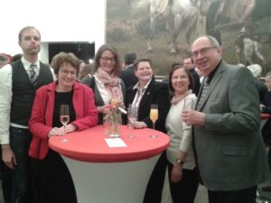 Festakt 200 Jahre Musikverein: MV-Vorstand v.l.n.r. Martin Kampmann, Monika Egelhaaf,, Susanne Köhn, Nicole Oehlert, Teresia Petrik, Peter Kraus