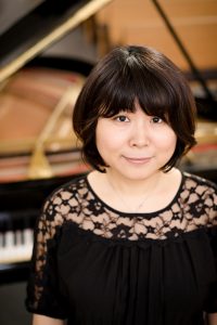 Hajime Umetani, Korrepetitorin Diplom-Pianistin, Klavierpädagogin