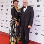 OPUS KLASSIK 2019: Manfred Hill mit seiner Frau Franzis auf dem "Roten Teppich" vor der Verleihung des Opus Klassik Preises am 13. Oktober 2019 im Konzerthaus Berlin Foto: Markus Nass