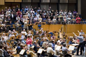 Bernhard Klee bei der Probe zu den "Faust-SAzenen" © Tonhalle Düsseldorf / Susanne Diesner Fotografie