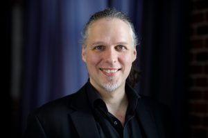 Prof. Dennis Hansel-Dinar, Chordirektor seit 2020