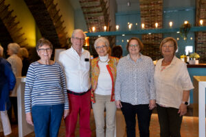 Das Catering-Team: Karin Kuhlmann, Franzis Hill, Werner Kuhlmann, Marianne Rasp, Karen Baasch, Cornelia Hill, (v.l.n.r.)