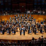 Das JSO umjubelt nach dem Konzert mit der Uraufführung des Werkes von Lukas Döhler