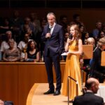 Michael Becker stellt dem Publikum mit Lea Brückner das Nachhaltigkeitsprojekt vor (Foto: susanne.diesner)