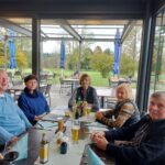 Titisee-Reise 2024: Mittagspause im Golclub Königsfeld. Dieser Wirt hatte 25 Jahre ein Lokal in Düsseldorf-Bilk und kannte den Musikverein - ein Zufall der besonderen Art.